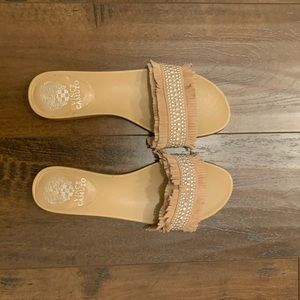 Vince Camuto barely worn womens slide size 7